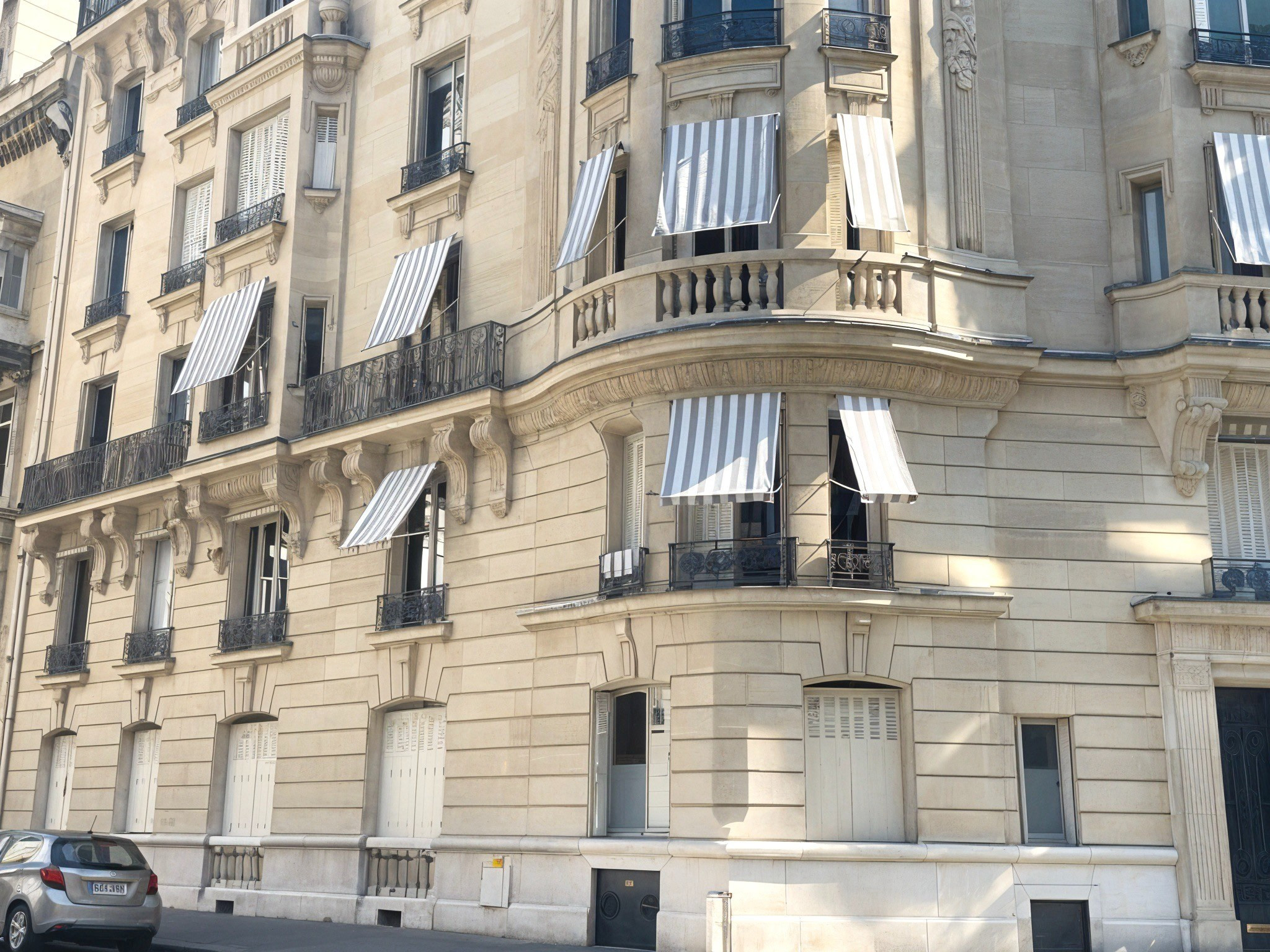 Photos n°1 : Appartement 2 chambres PARIS 17