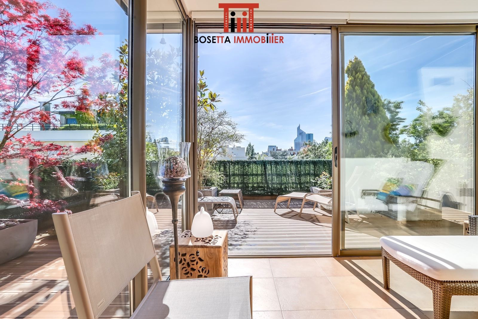 Photos n°1 : Penthouse 2 chambres NEUILLY SUR SEINE 