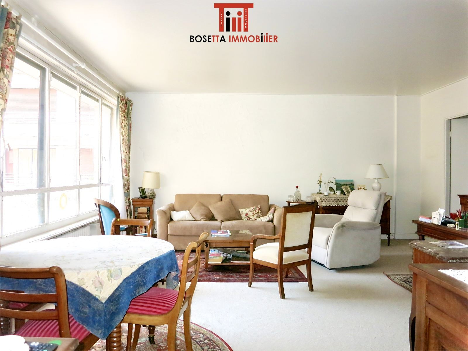 Photos n°1 : Appartement 2 chambres PARIS 17