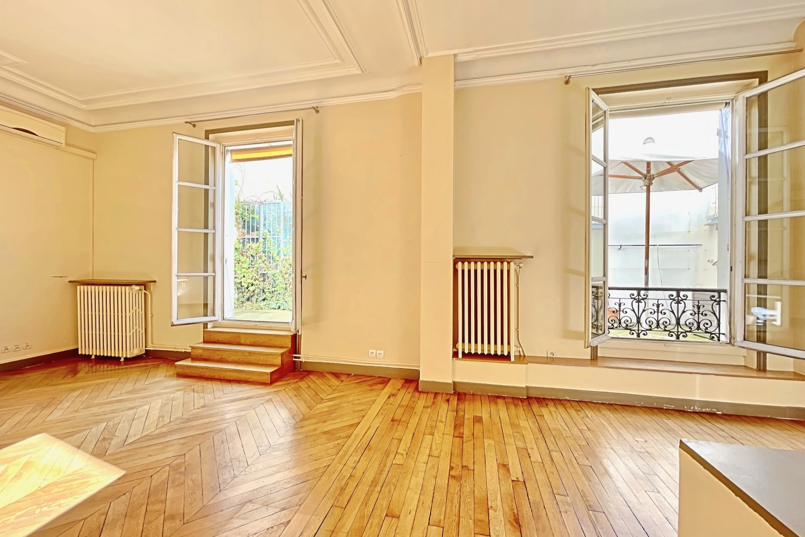 Photos n°1 : Appartement 0 chambres PARIS 17