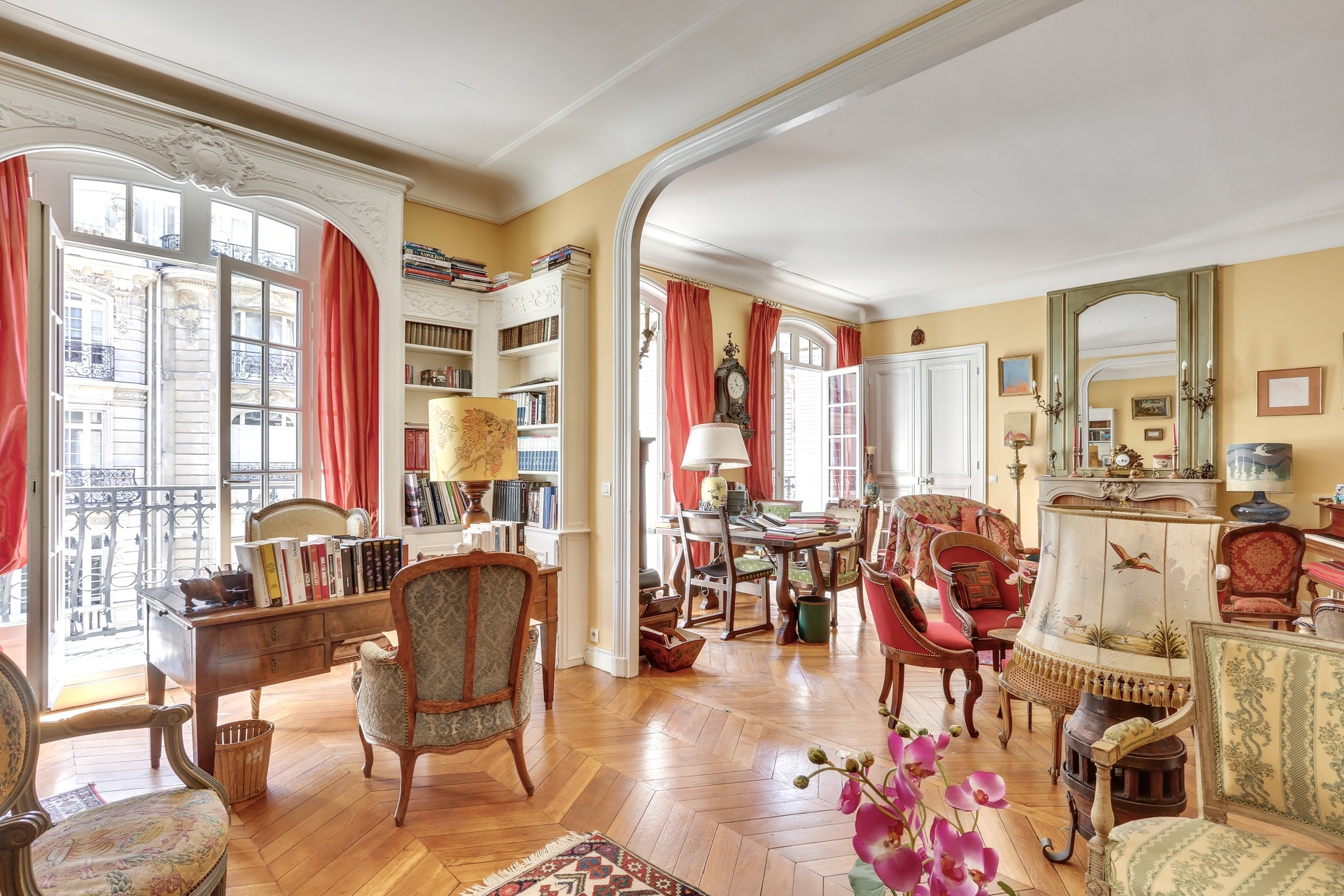 Photos n°1 : Appartement 4 chambres PARIS 17