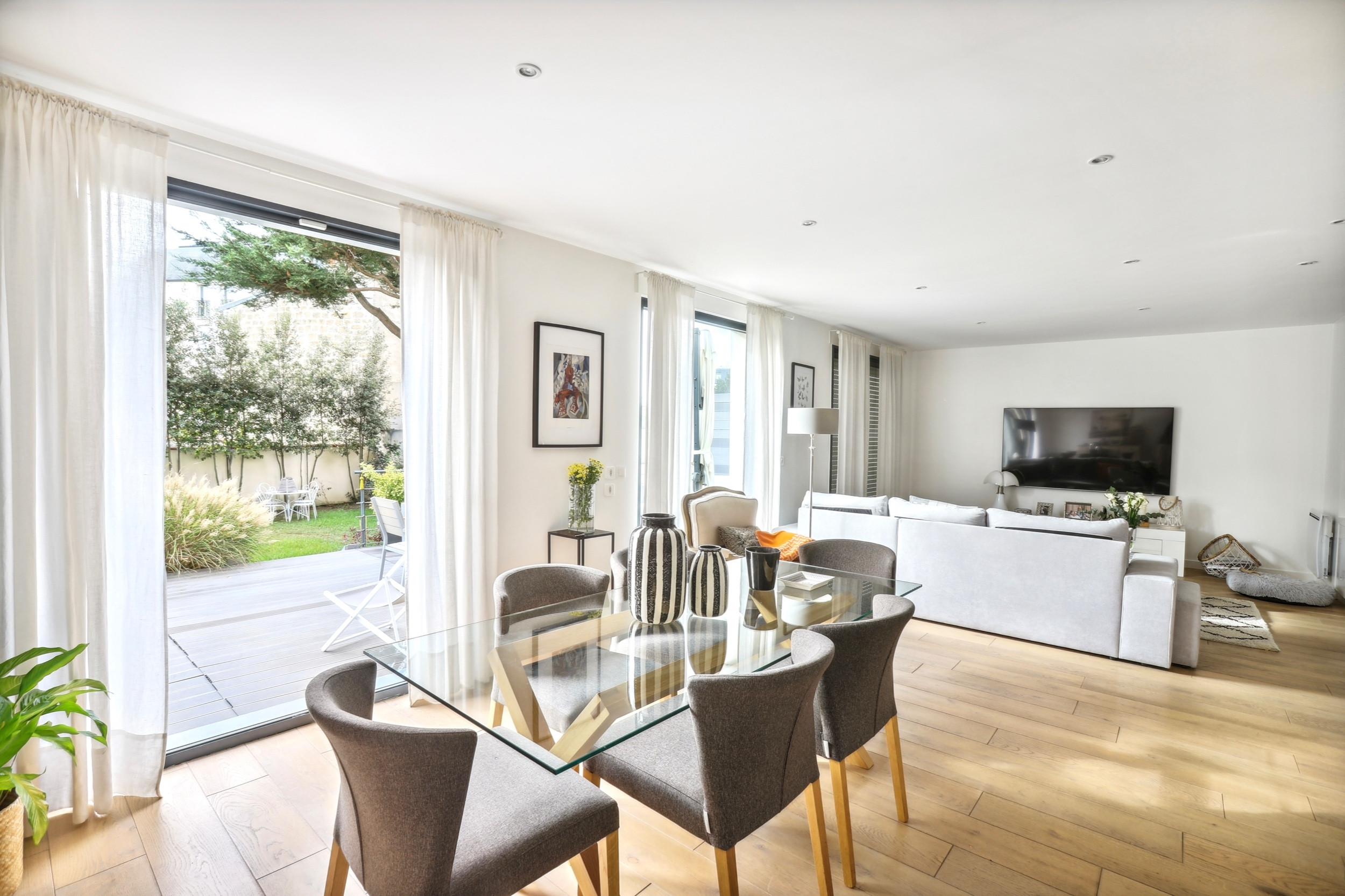 Photos n°1 : Maison 4 chambres LA GARENNE COLOMBES 