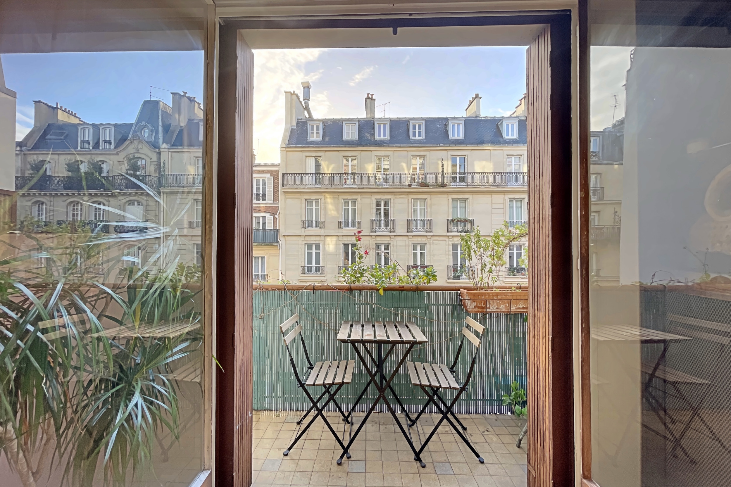 Photos n°1 : Appartement 2 chambres PARIS 17
