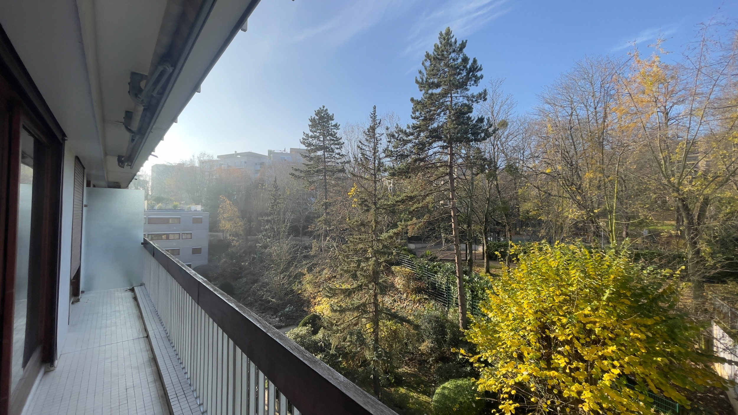 Photos n°1 : Appartement 3 chambres ST CLOUD 